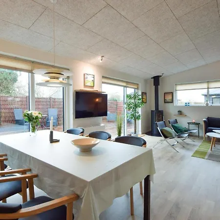 Casa de Férias Beautiful In With Wifi